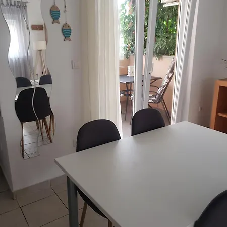 Διαμέρισμα Elena With Free Parking And Terrace